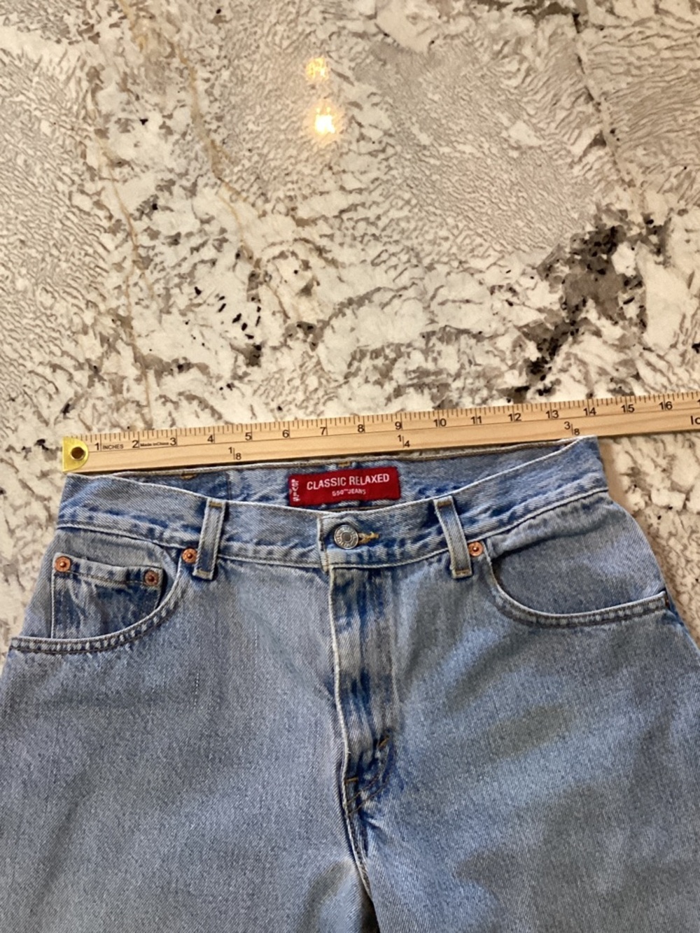 Vintage Levi’s 550 Classic Relaxed Tapered Leg Jeans Light Wash Y2K 2003 8 Med - Picture 6 of 12